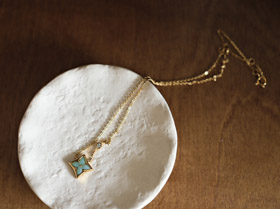 Louis Vuitton LV Amazonite Naszyjnik z jednym kwiatem-3614  