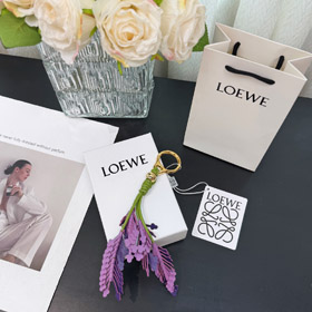 Loewe lawandowy wisiec-3797