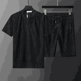 Garnitury Dior (+ 27 stylów)