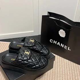 Kapcie z grubą podeszwą Chanel -0463